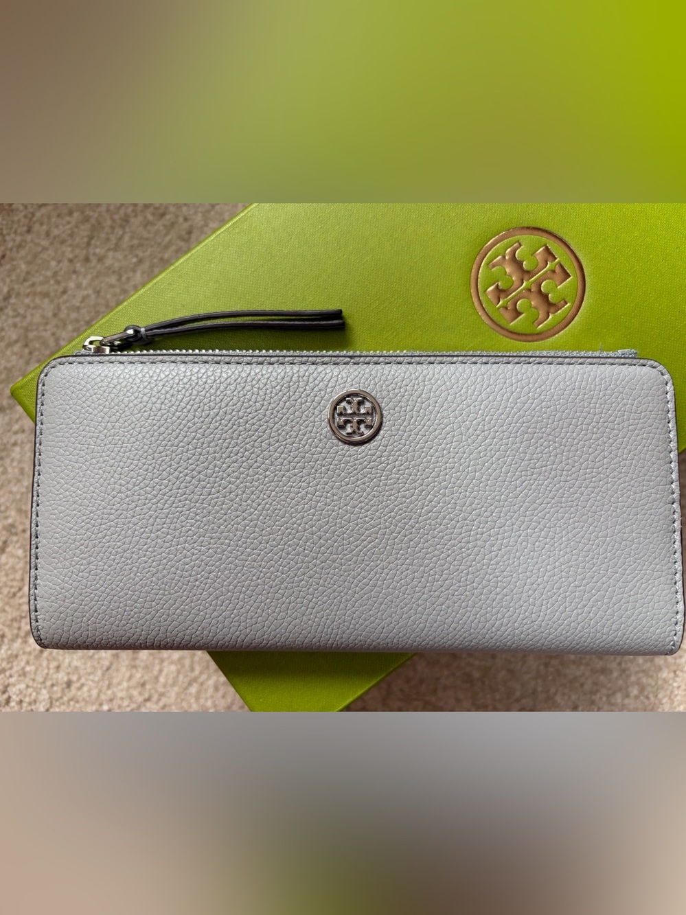 Tory Burch  Pebbled Robinson Zip Slim Wallet (New)